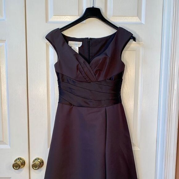 BLACK SATIN TEA LENGTH DAVID’s BRIDAL F127722 S-6 - Picture 4 of 7